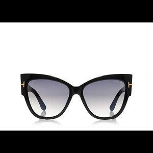 Tom Ford, Anoushka CAT EYE Glamour Sunglasses